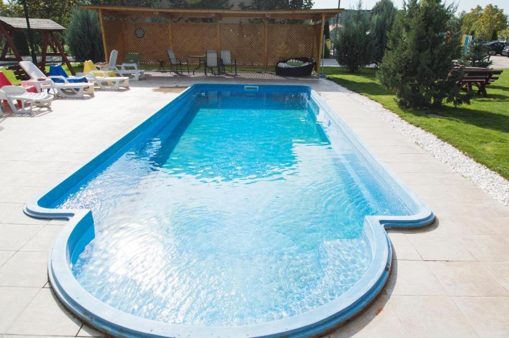 אוטופן Airport Apartment 70 Squared Meters מראה חיצוני תמונה
