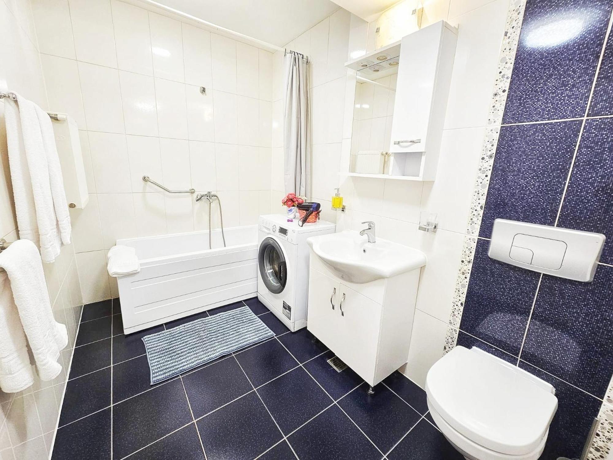 אוטופן Airport Apartment 70 Squared Meters מראה חיצוני תמונה